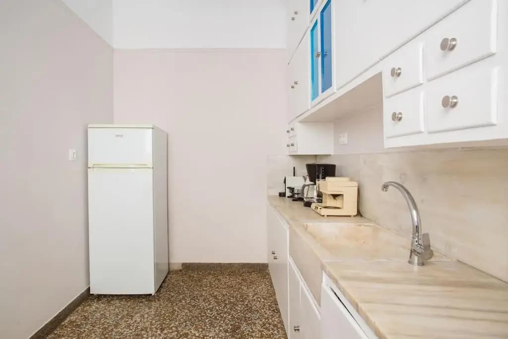 Splendid Full 5BDR/3bath/2kitchens Mansion in ATH - photo 4