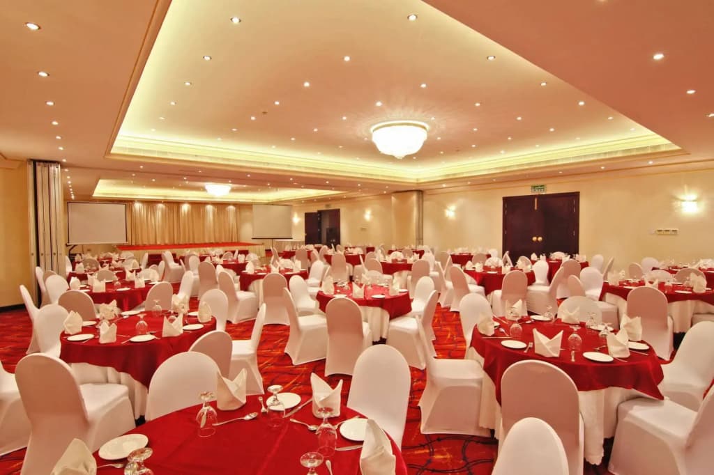 Majan Continental Hotel - photo 17