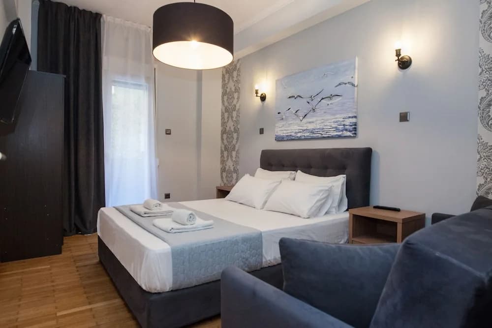 Metaxourgio 2 Bd Gem for Urban Explorers - photo 2