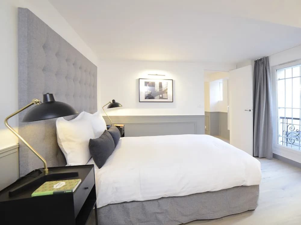 Luxury 4BDR Le Louvre I by Livinparis - main photo