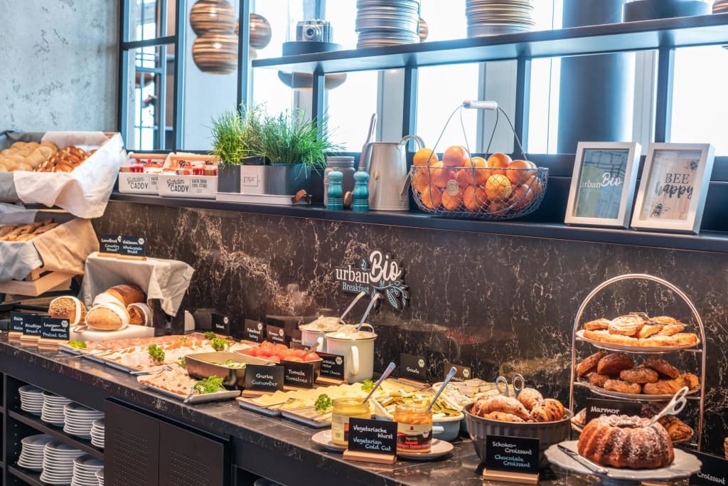 Motel One Berlin-Upper West - photo 24