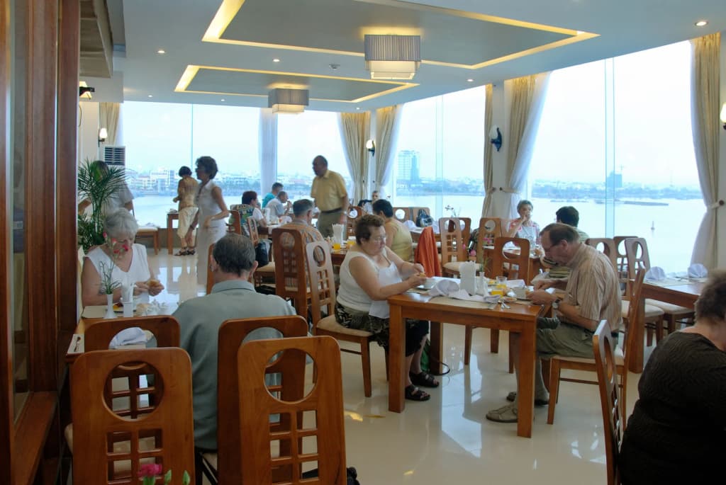 Bamboo Green Hotel - photo 14