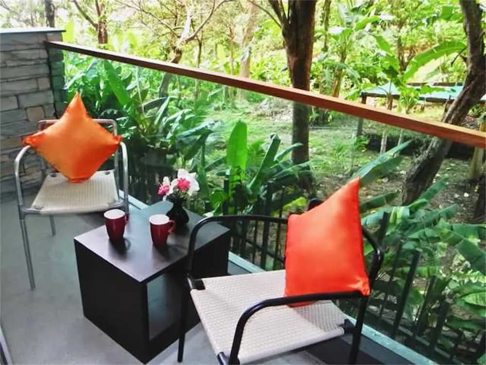 Emerald Patong Studio with Garden View - photo 14