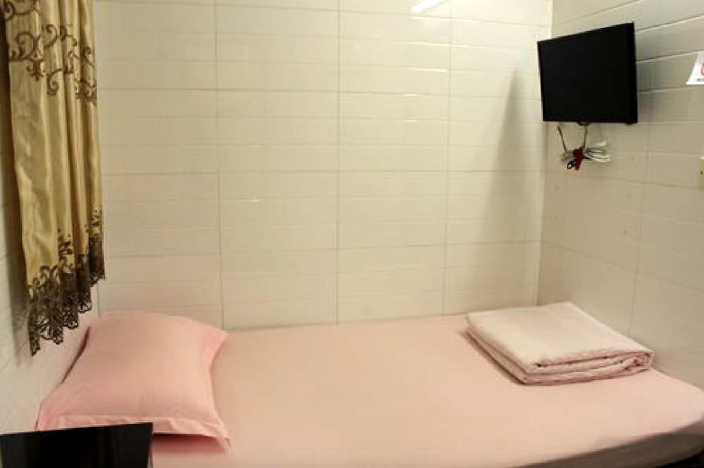Paradise Guest House - photo 8