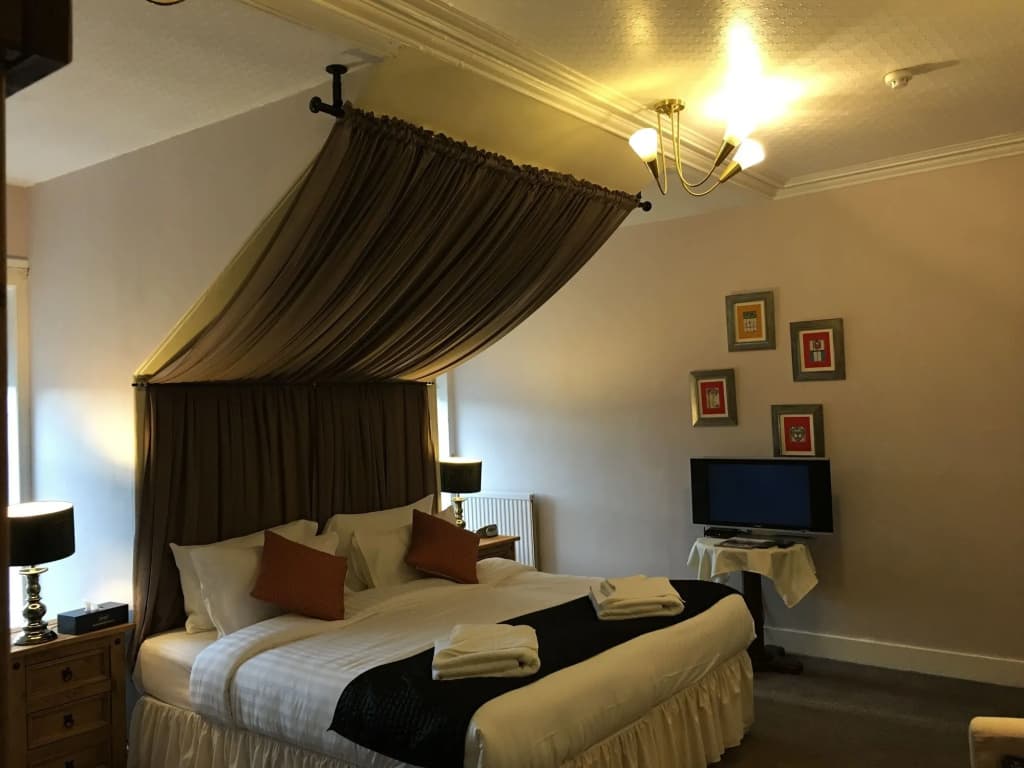Allison House - photo 5