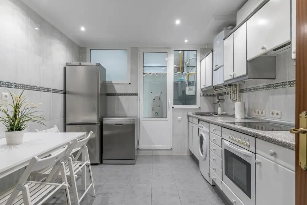 Bondi Family Escape - photo 21