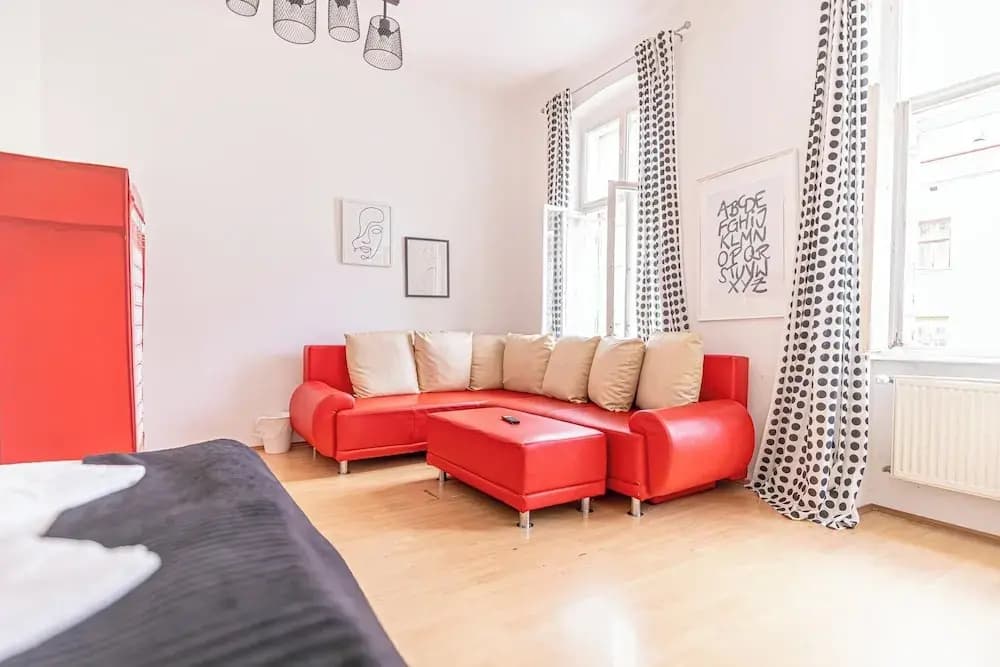 Affordable 3BR Apartment Rathausplatz - photo 4
