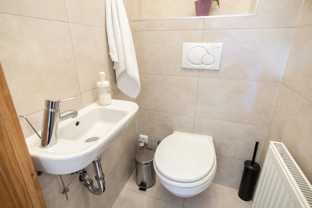 Lovely Apartment on Mala Strana just 10 mins walk to scenic places - photo 7
