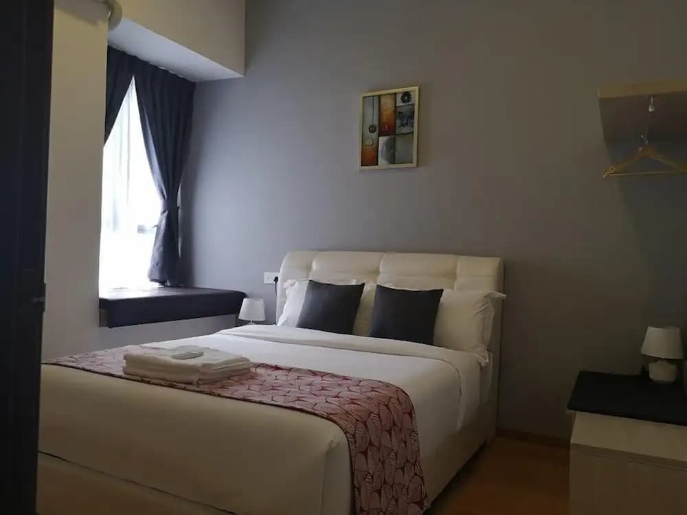Favoured Seaview Suite - photo 3