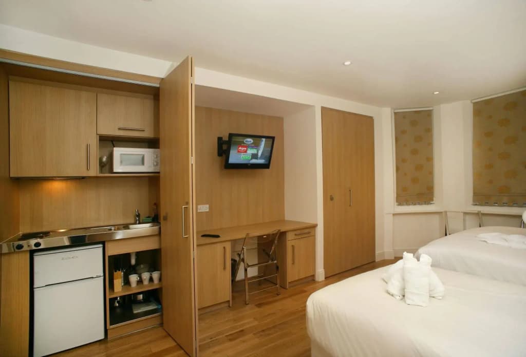 The Kensington Studios - photo 11