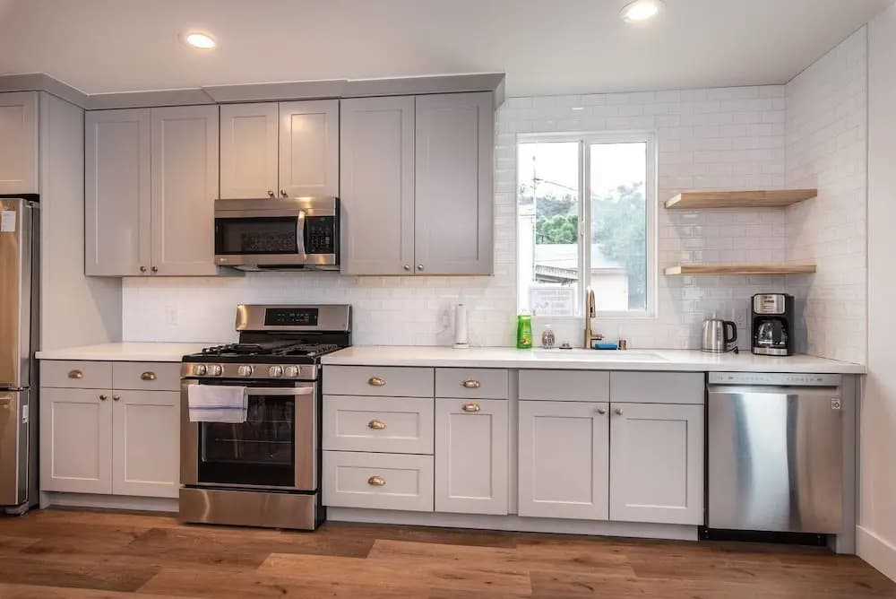 Newly Remodeled 3 BDR House Near Dodgers Stadium - photo 11