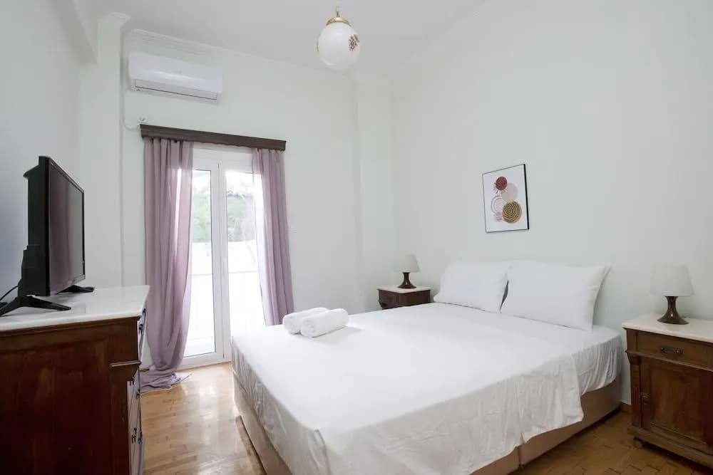 Two Bedroom Apartment at Koukaki - main photo
