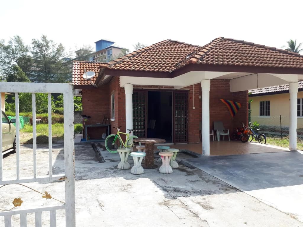 Homestay Villa Teluk Batik - photo 10