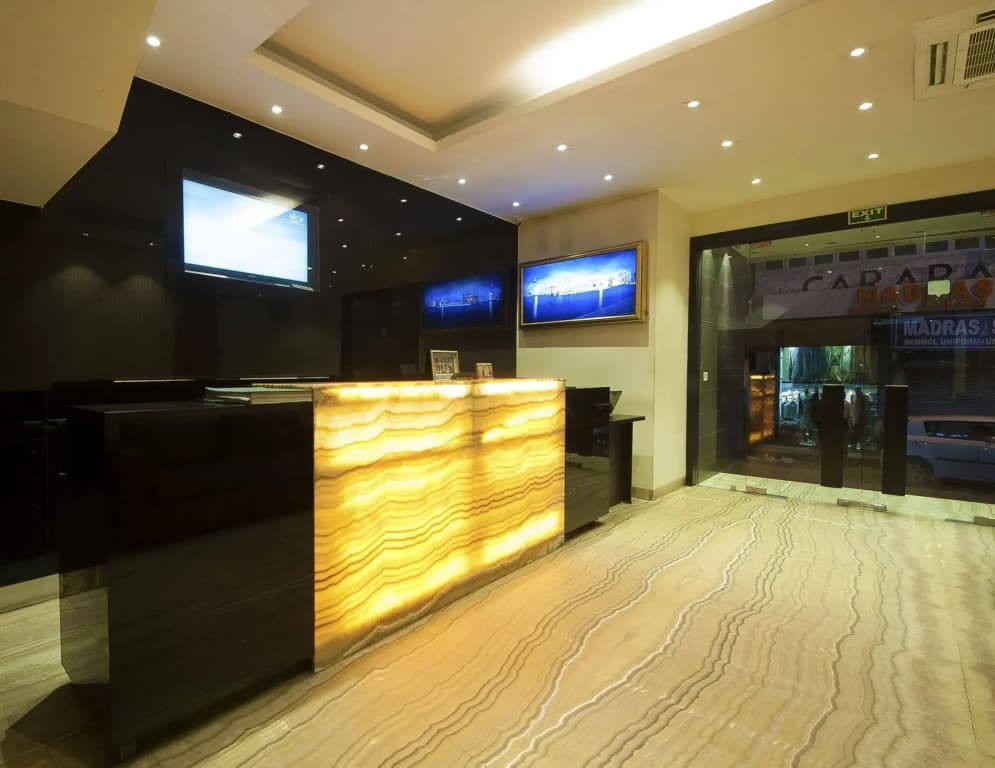 Hotel Good Palace - photo 2