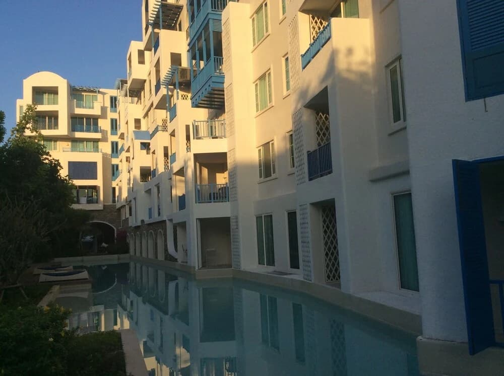 The Che Pool Access Beachfront Condo by Away - photo 1