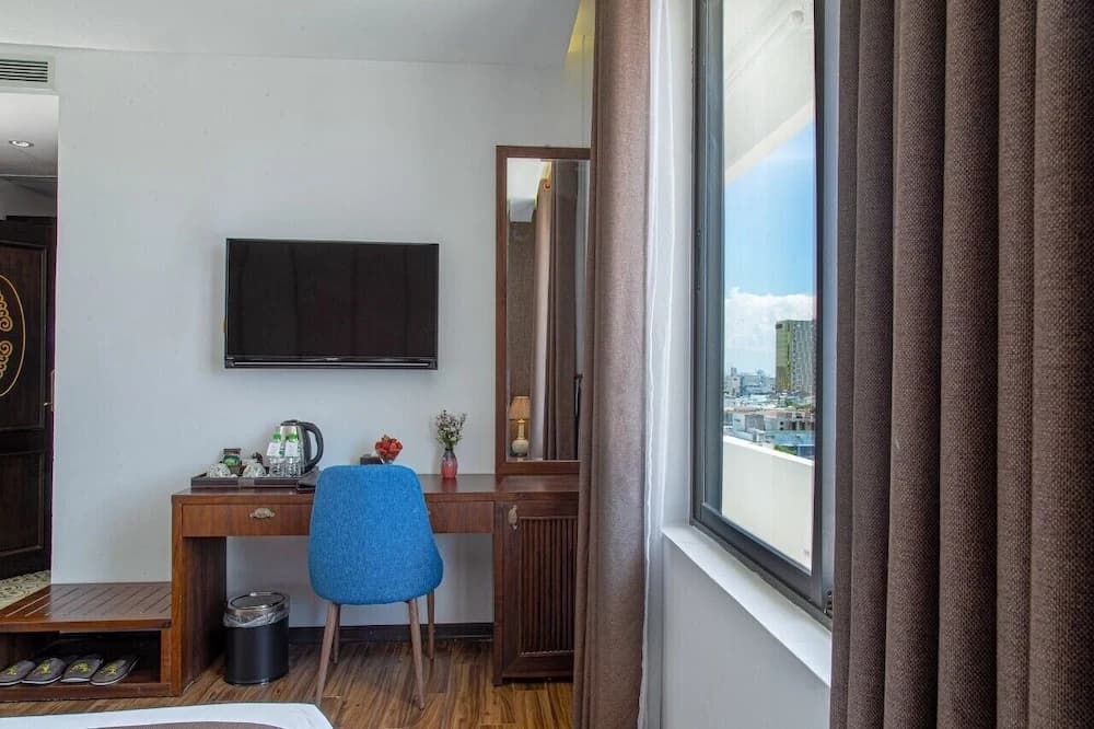 Dong Duong Hotel & Suites - photo 8