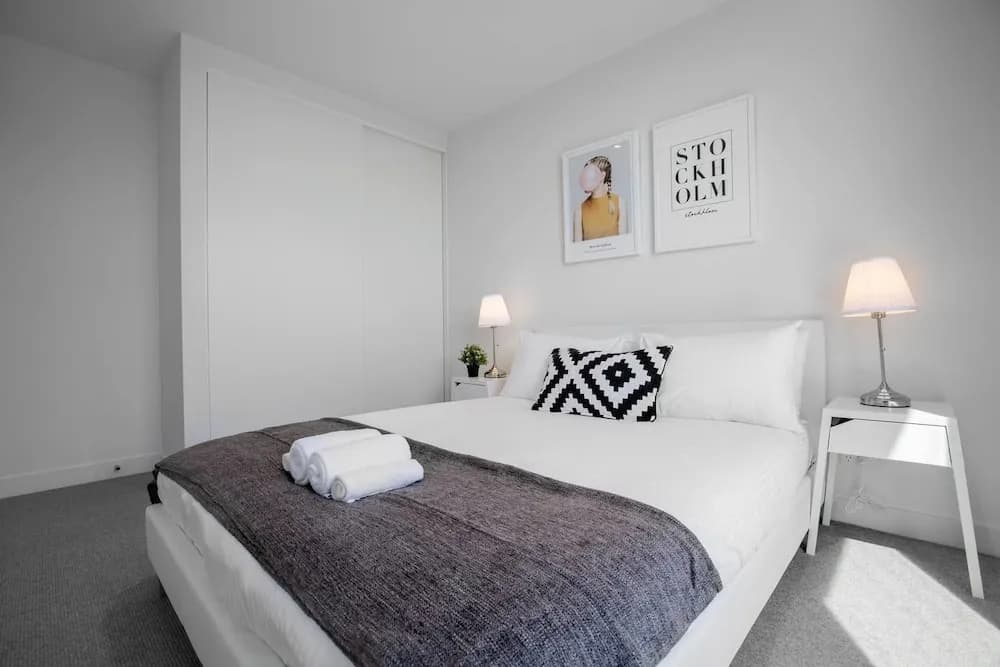 61*Boutique one-bedroom*Boxhill Central*Mall - main photo