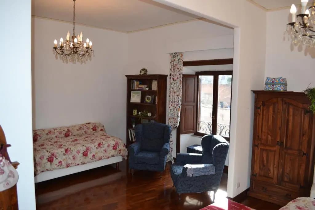 Catherine's Home - photo 5