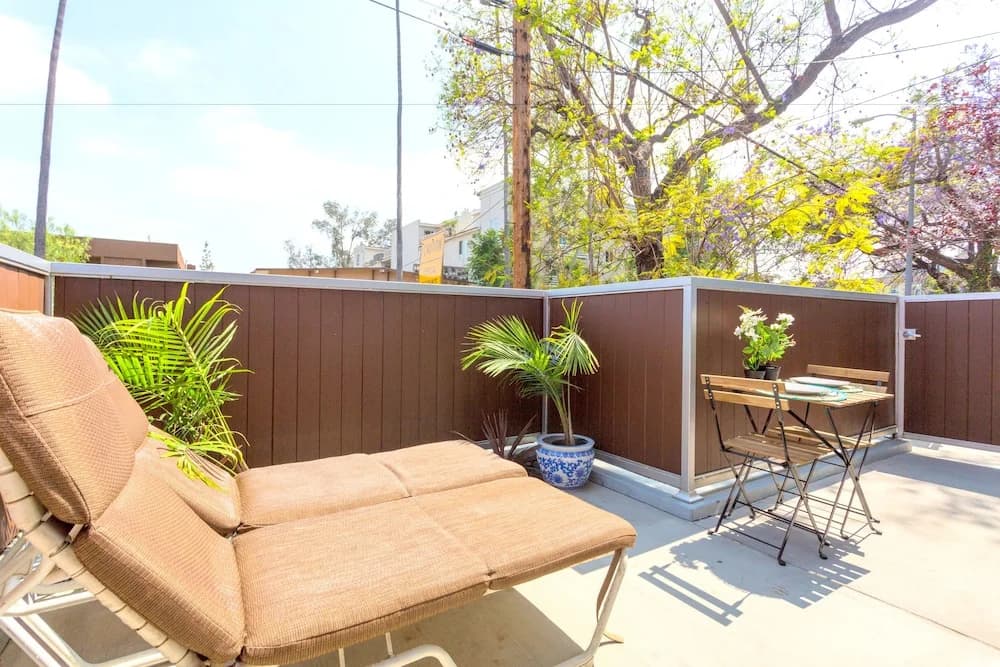 1 Bedroom near Hollywood Sights - photo 10