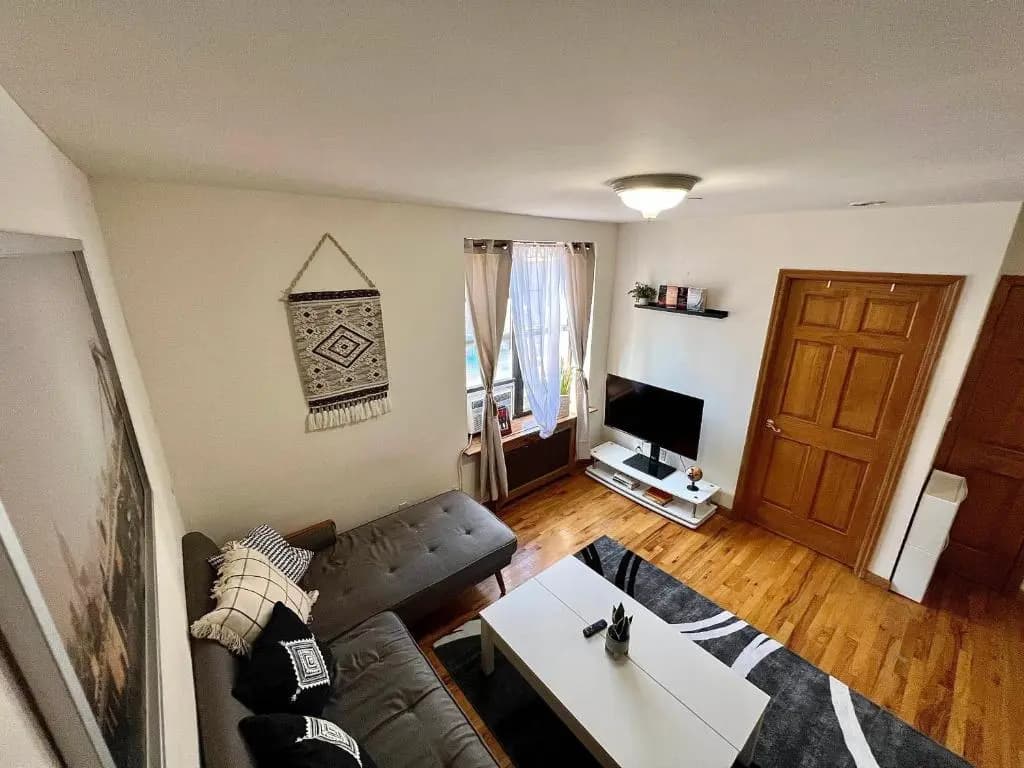Entire Apartment near Times Square - photo 7