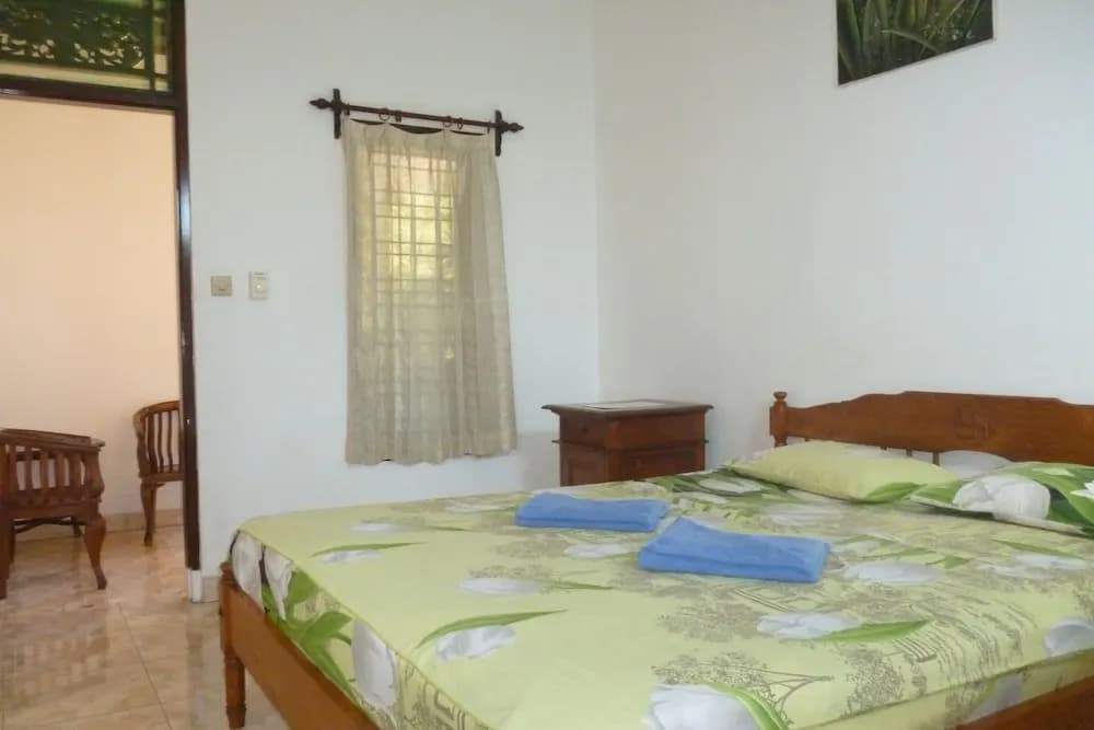 Pondok Santhi Homestay - photo 21