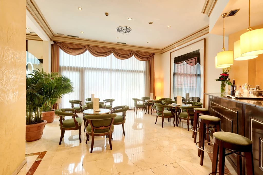 Hotel Roger de Lluria Barcelona - photo 44