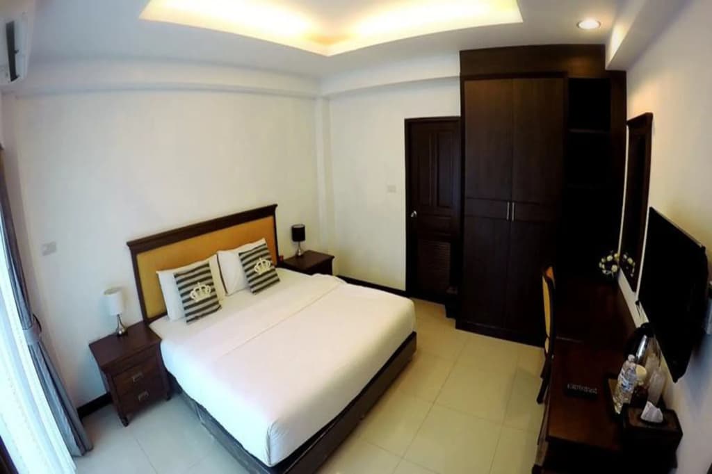 OYO 898 Sota Residence - photo 6