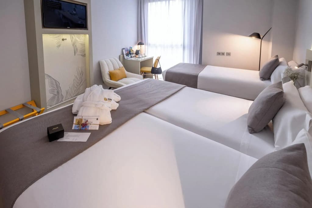 Serhs Del Port Hotel - photo 26