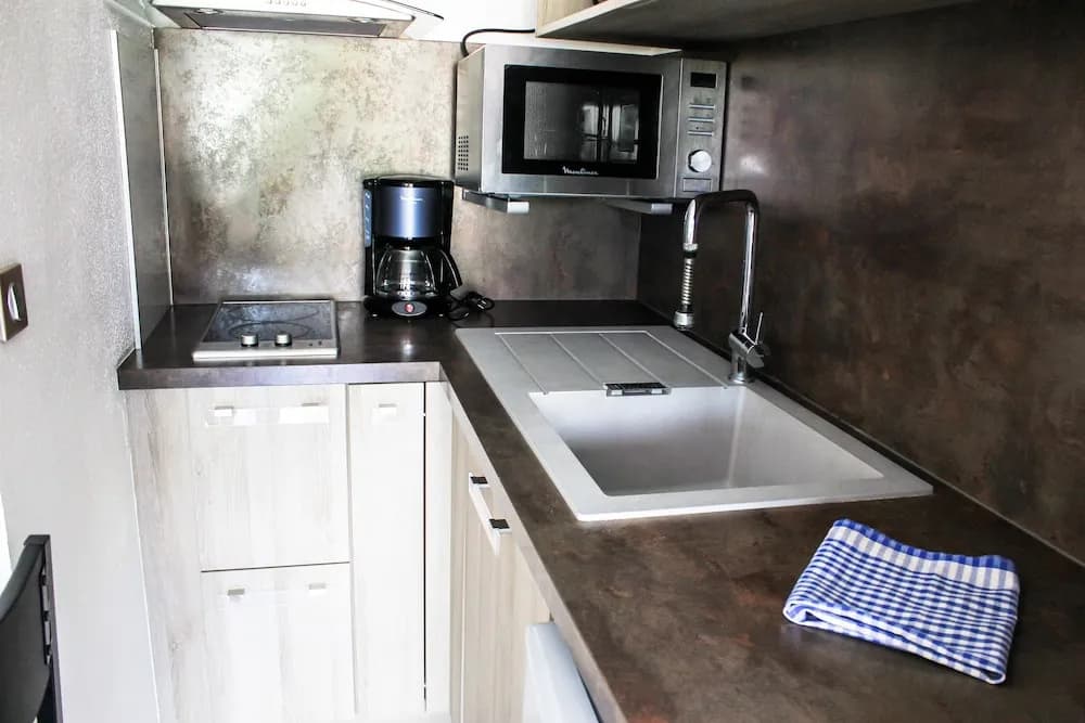 Hilltop Studio - photo 12