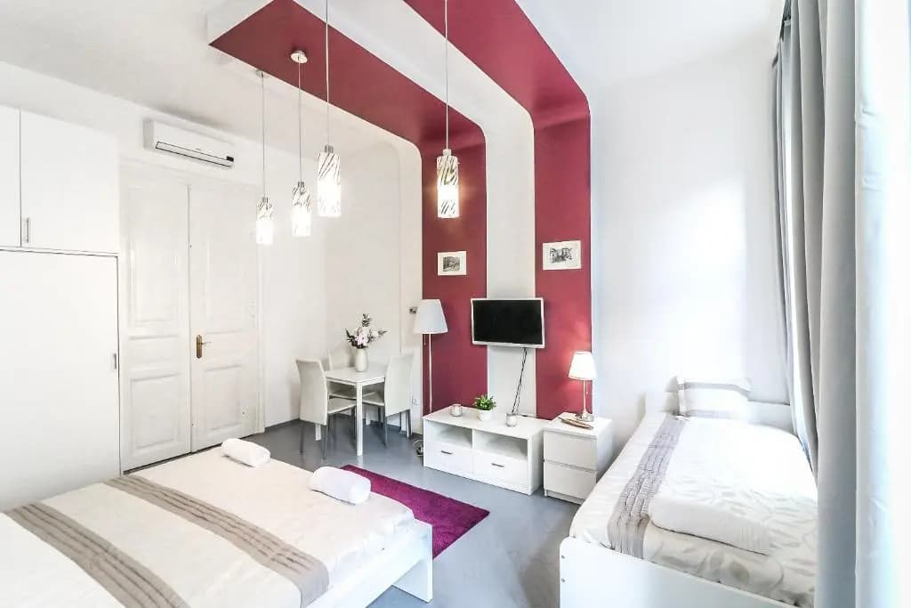 Real Apartments Hegedű - photo 3