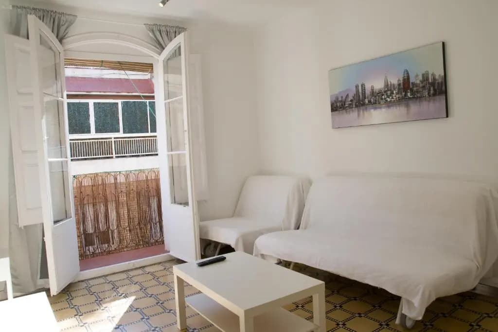Barnapartments Basic Gracia - photo 17