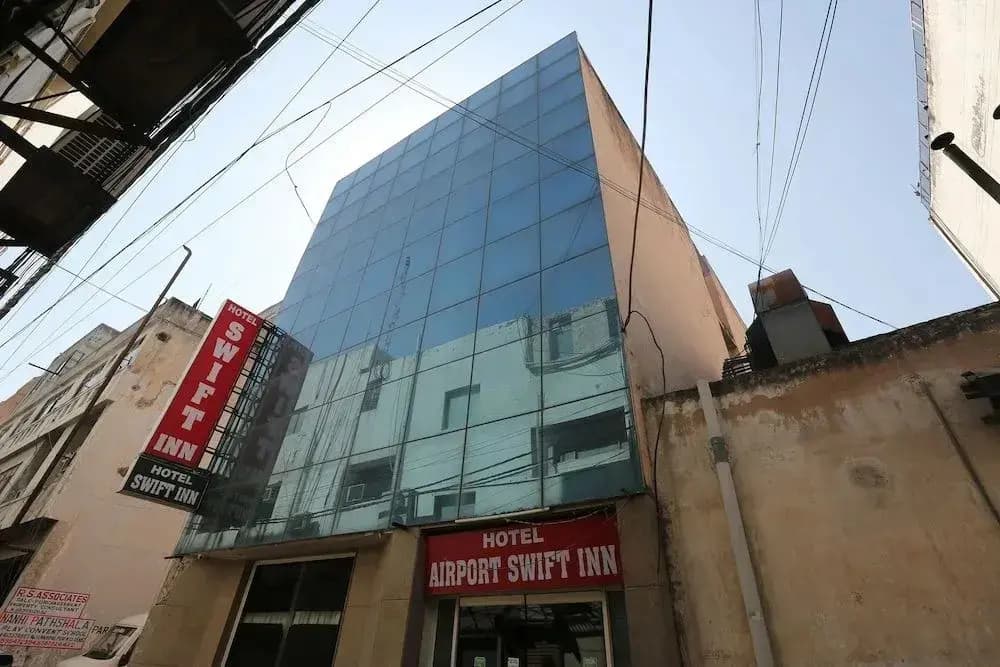 Hotel Swift Inn By OYO Rooms - photo 1