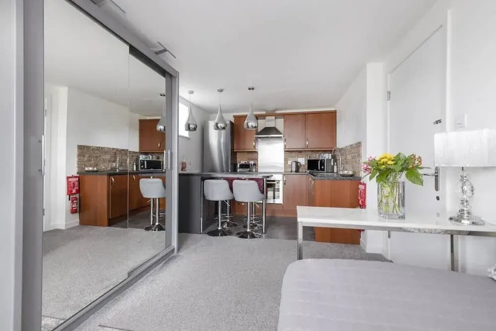 Elegant Flat with Balcony - photo 6