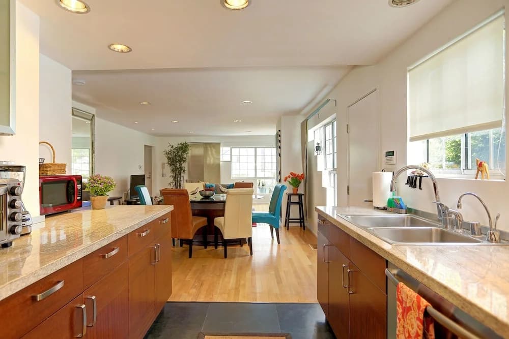 Pacific Avenue - photo 16