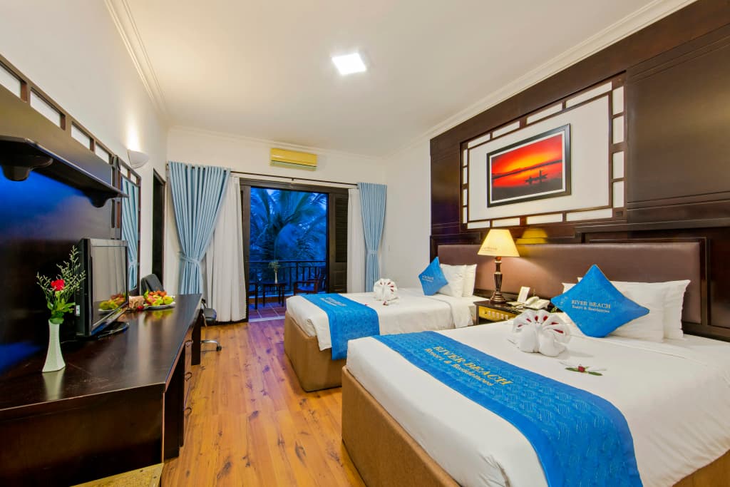 River Beach Resort and Residences - photo 3