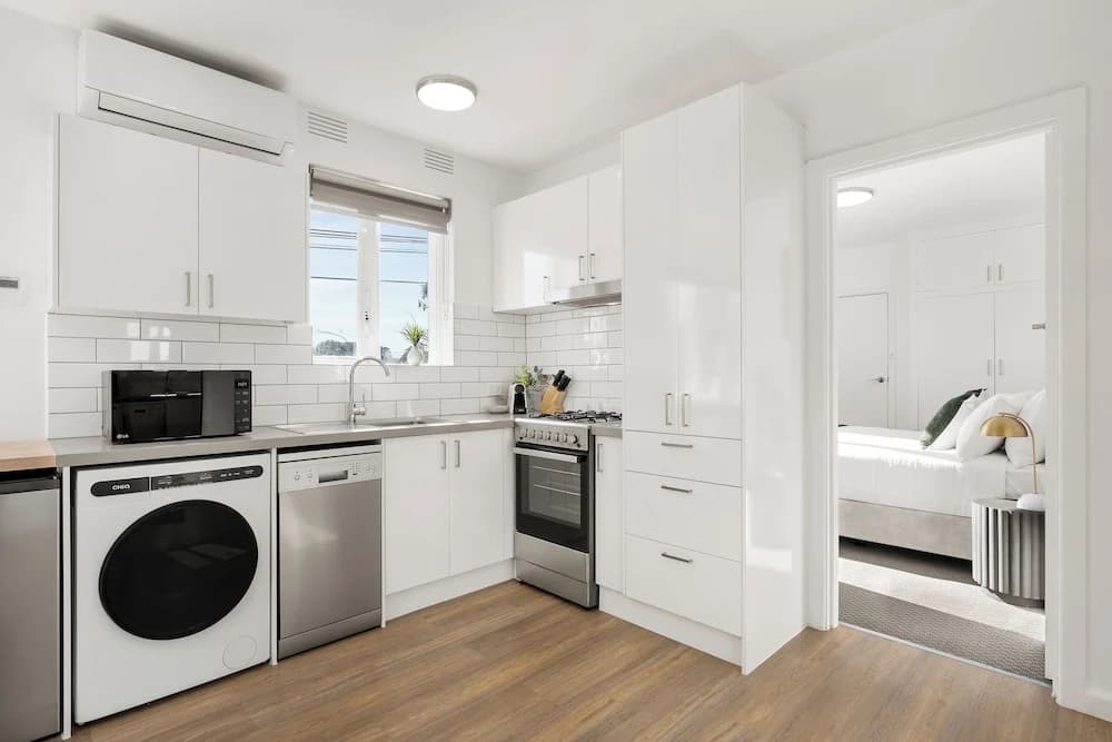 Windsor Apartments by Urban Rest - photo 4