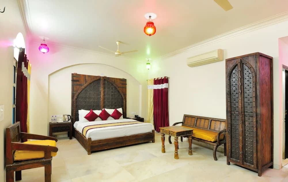 Staybook - Jyoti Mahal A Heritage Hotel - photo 3
