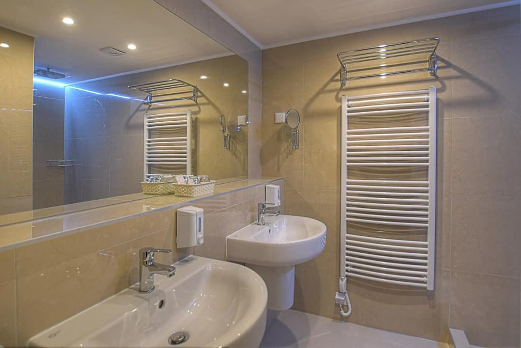 Anna Hotel Budapest - photo 9