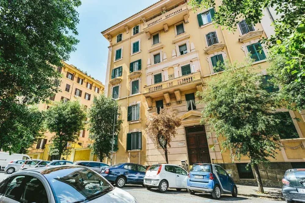 Next Stop St Peter Apartment - photo 1