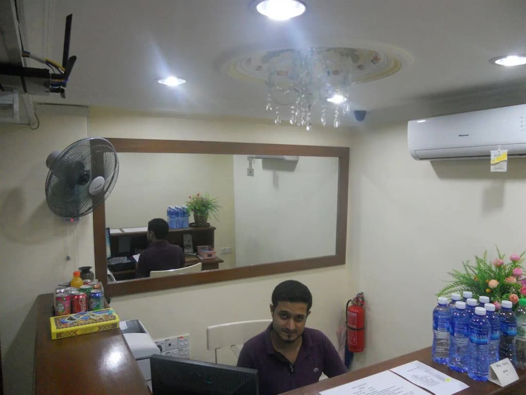 Hotel Royal Palm Lodge - photo 2