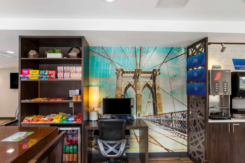 Best Western Brooklyn-Coney Island Inn - photo 11