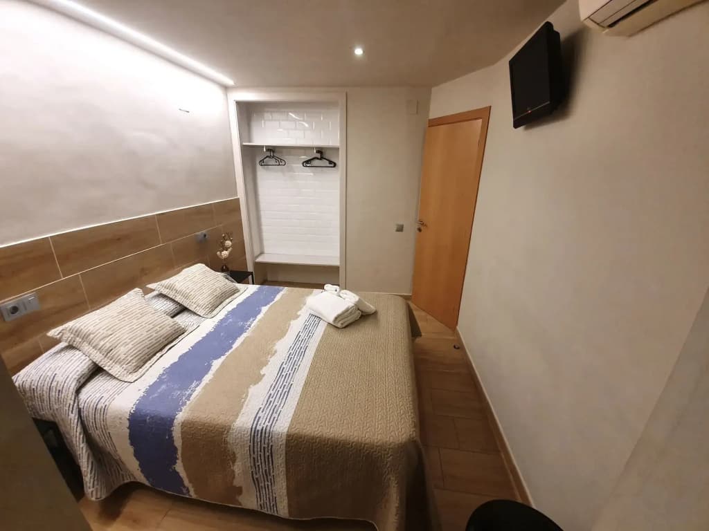 Hostal Sant Ramón - photo 5