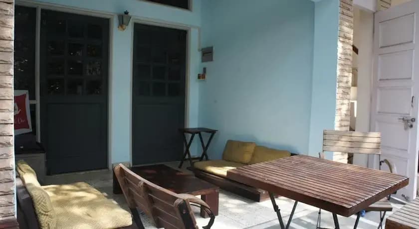 Bed & Chai Masala Guesthouse - photo 4