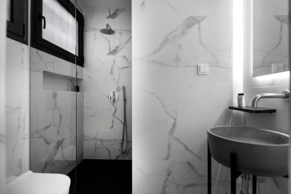 Downtown Boutique Apartments - photo 8
