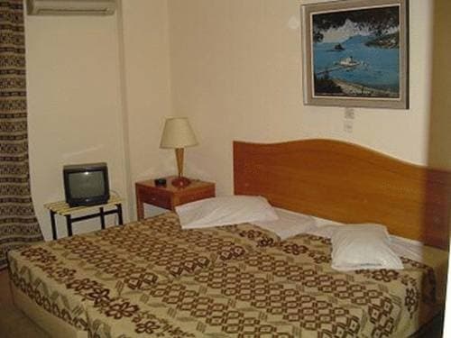 Aris Hotel - photo 3