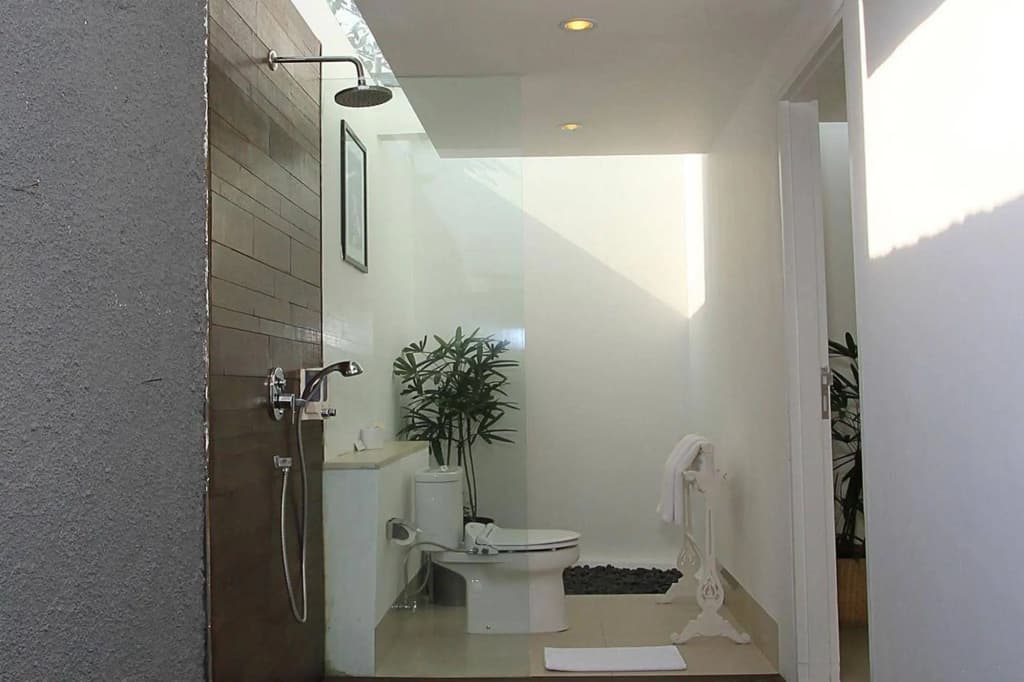 The Kanjeng Suites Villas Seminyak - photo 10
