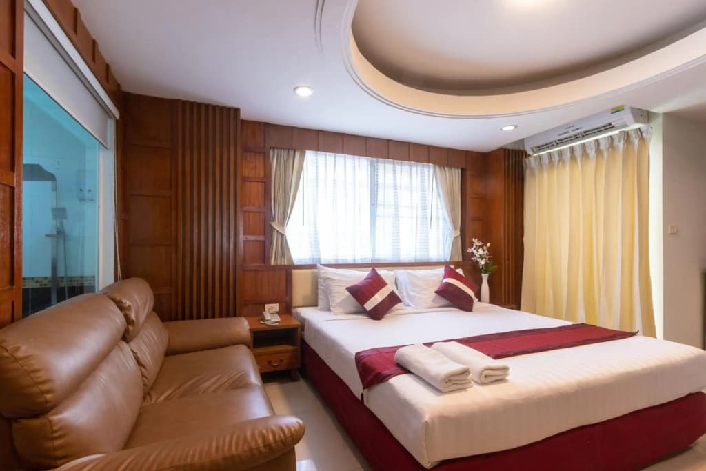 Gusto Hotel Pratunam - photo 4