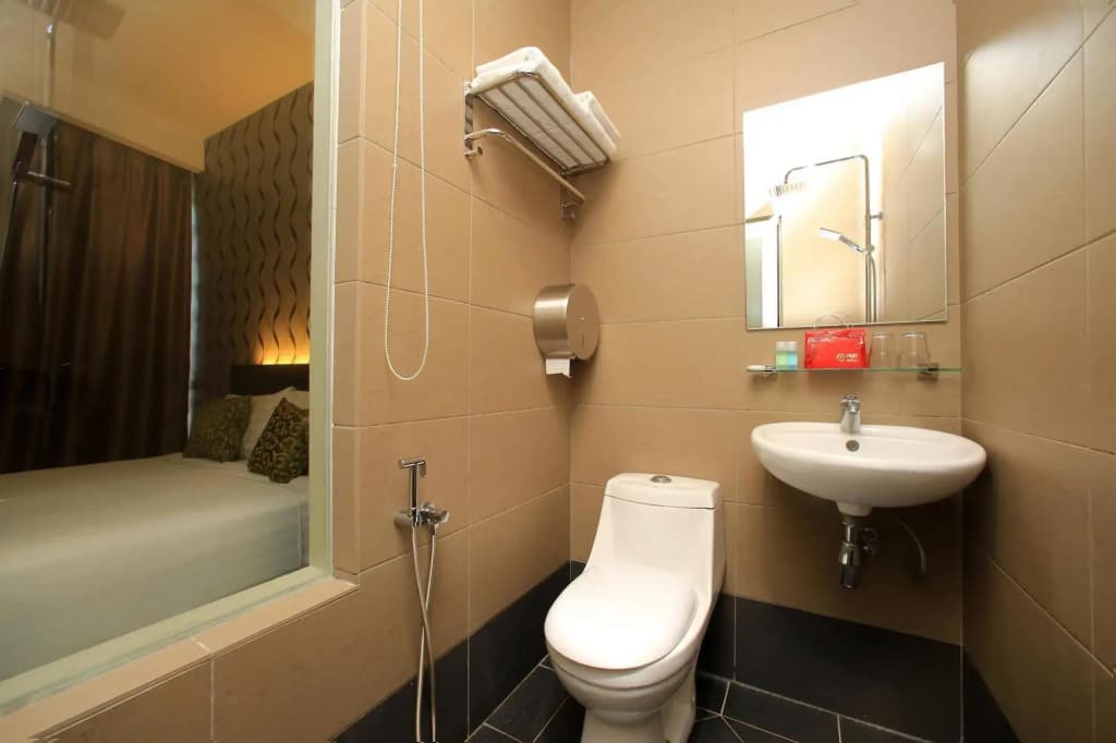 OYO Premium Changkat Jalan Berangan - photo 7