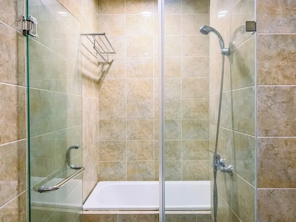 Spacious and Cozy 2BR Apartment Kemang Village - photo 7