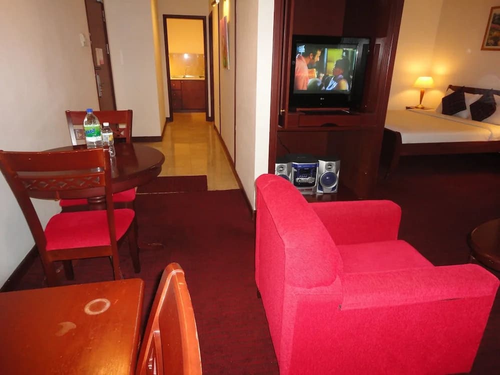 New Town Suite At Times Square - photo 20
